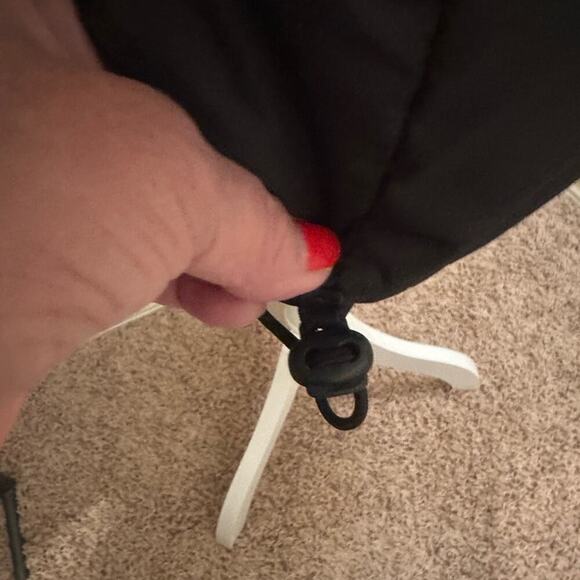 OLD NAVY Black Puffer Jacket. Attached Hood Elastic Waist Full Zip Size XS - Picture 7 of 13